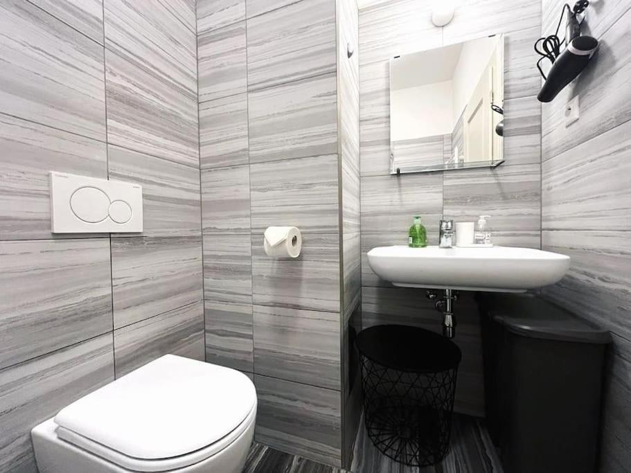 Leger Residence Apartment 布拉格 外观 照片